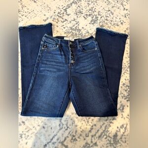 KanCan Womans Classic Bbotcut Jeans